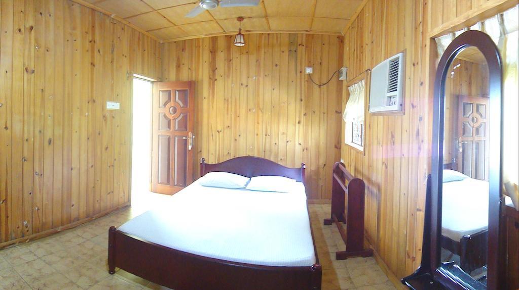 פינאוואלה Green Land Guest House חדר תמונה