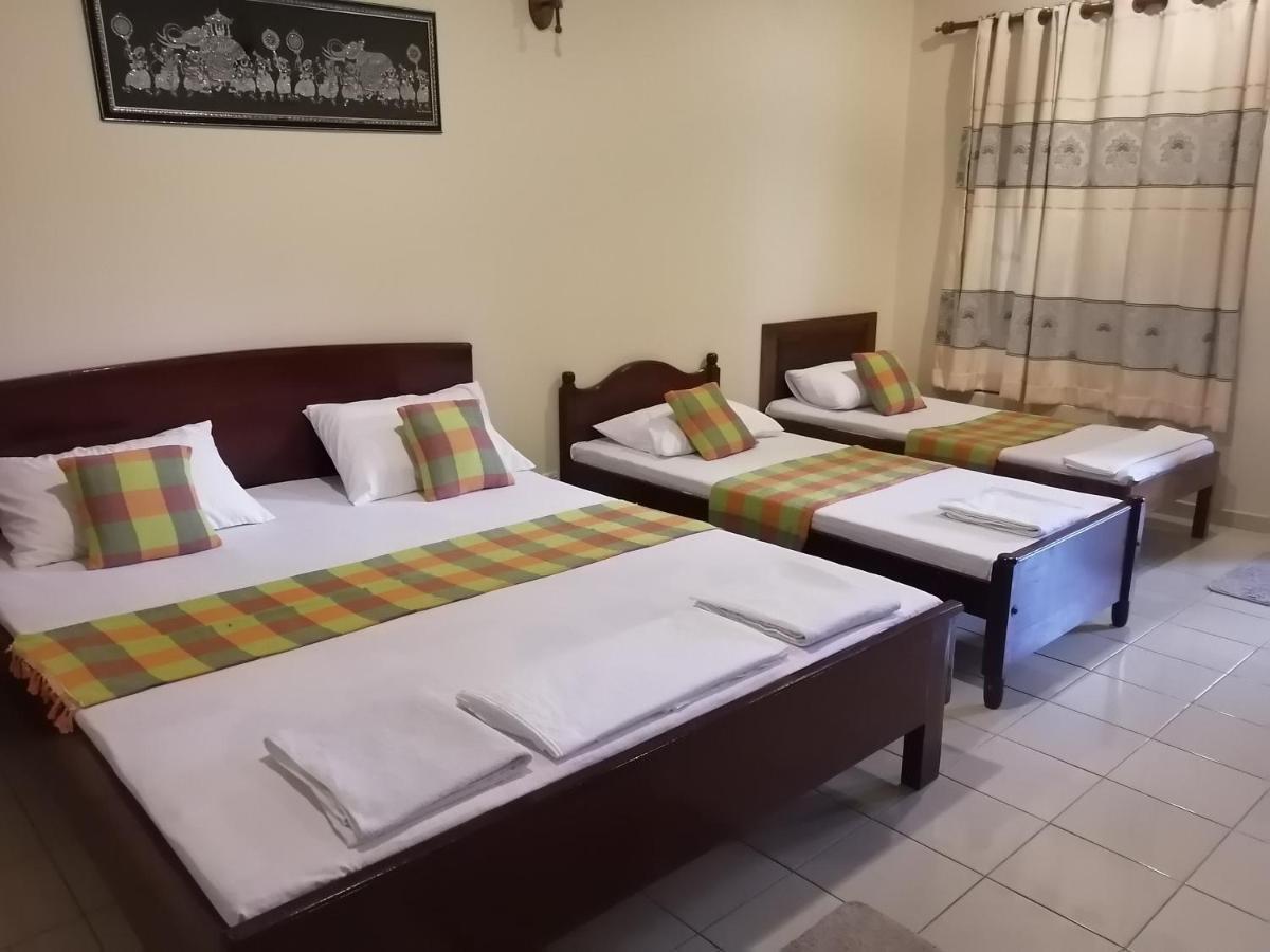 פינאוואלה Green Land Guest House מראה חיצוני תמונה