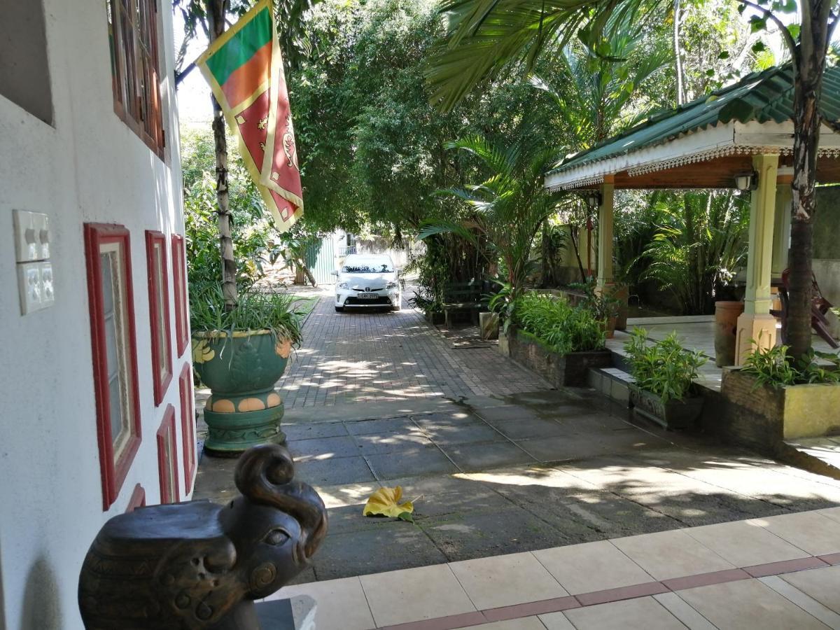 פינאוואלה Green Land Guest House מראה חיצוני תמונה